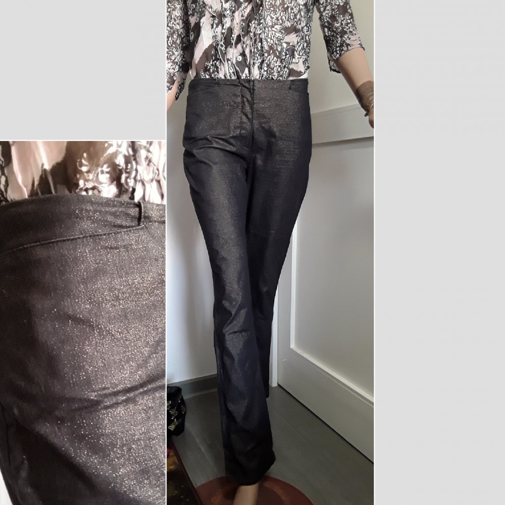 Hose mit Goldglitzer