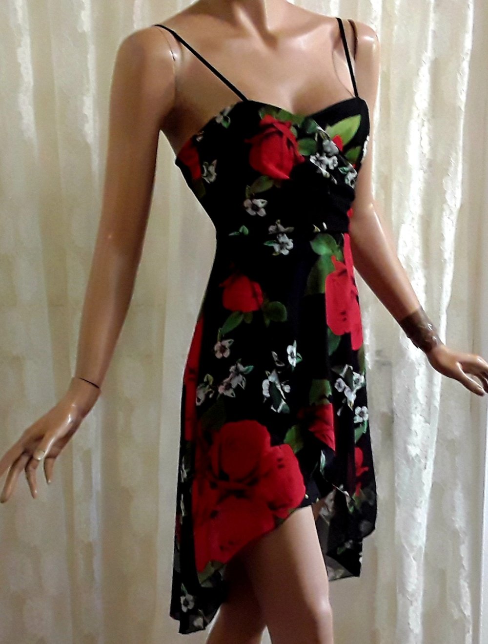 Vokuhila- Rosenkleid Gr.34/36