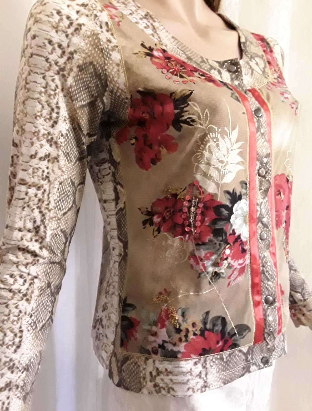 Ausgefallenes Shirt von Katja Foos Eiszeit