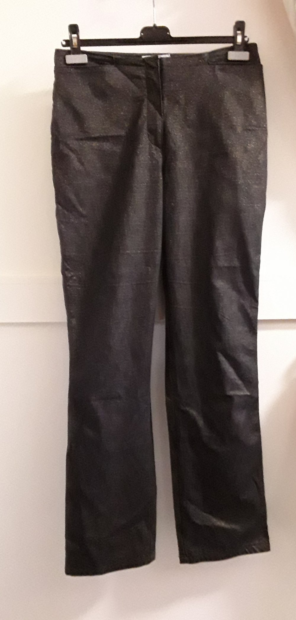 Hose mit Goldglitzer