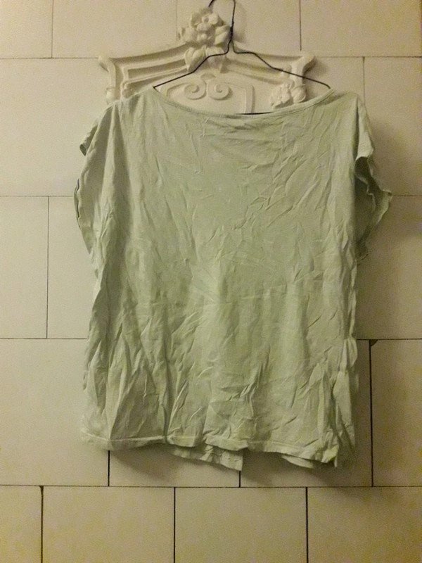 Mintgrün T-Shirt 100% Baumwolle Ziernähte Mint Asymmetrisch