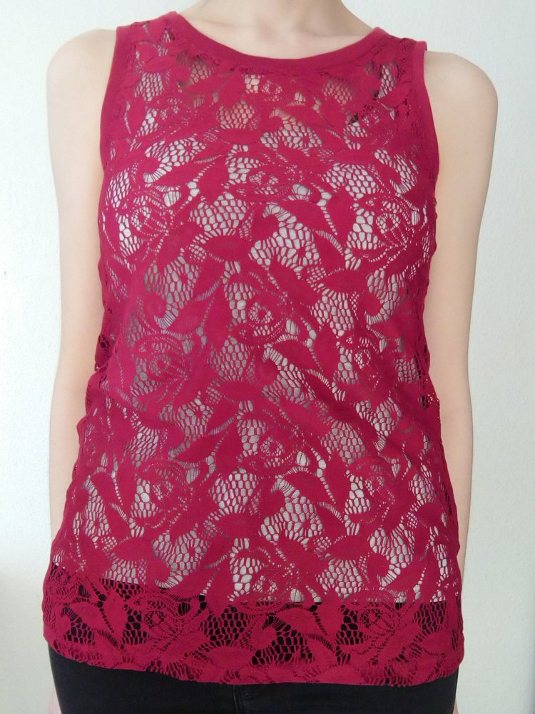 Top wein rot Spitze Blumen ungetragen, neu