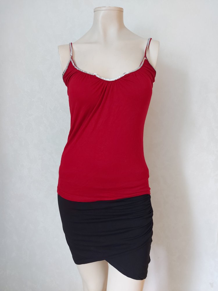 Dunkelrotes Top mit Pailletten ~ Madonna ~ Glitzer ~ Trägertop ~ XS
