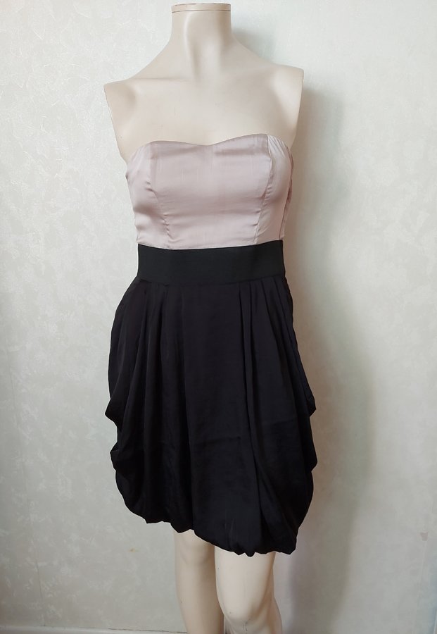 Satin Minikleid mit Taschen ~ Beige/Gold ~ 36 ~ Ballon