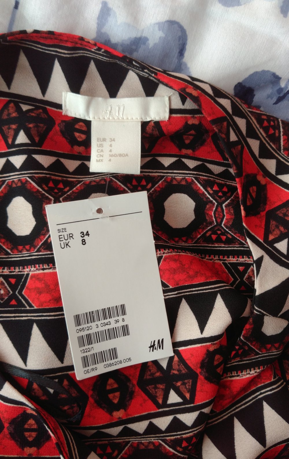 NEU rot bunt gemustertes Kleid ärmellos H&M 34 XS Aztekenmuster