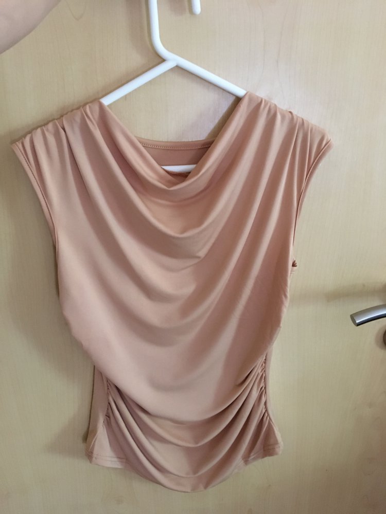 Top beige Wasserfall 