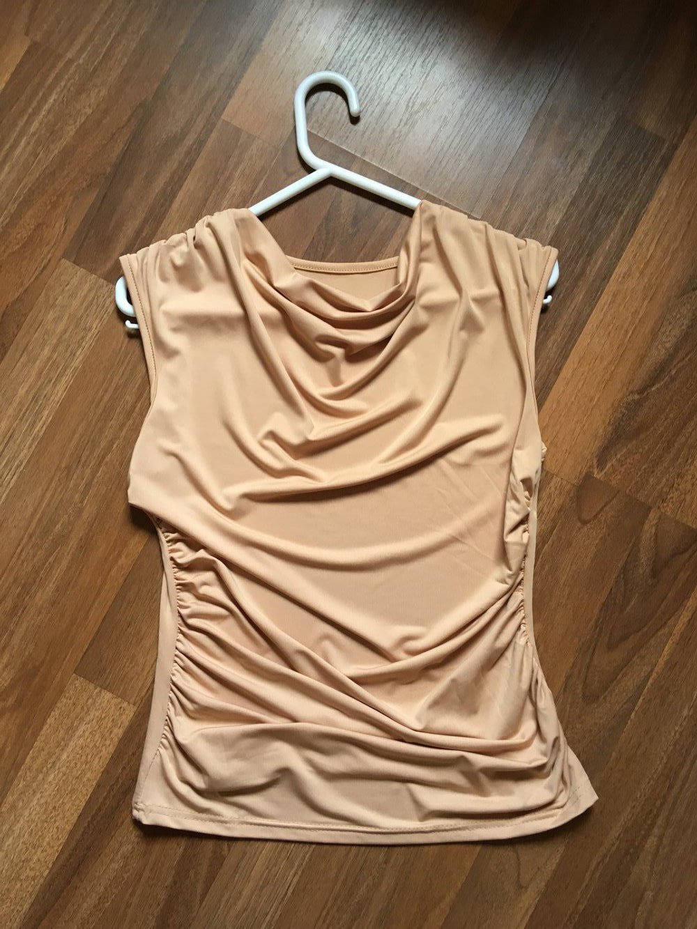 Top beige Wasserfall 