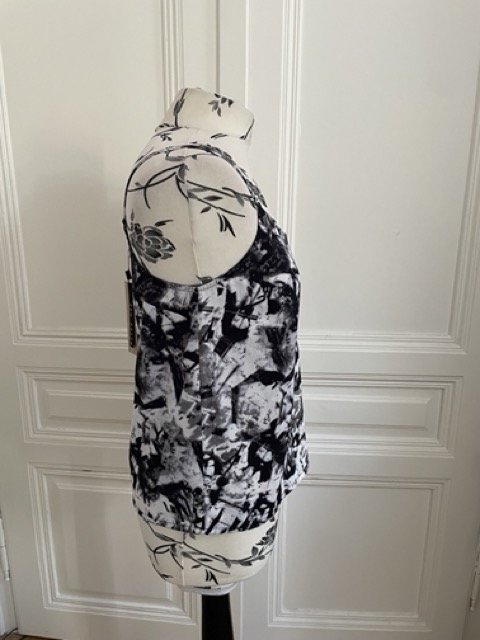 Top mit Spitzeneinsatz von Noisy May, Gr. S