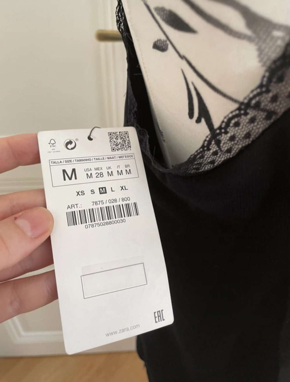 Top mit Spitzeneinsätzen von Zara, Gr. M