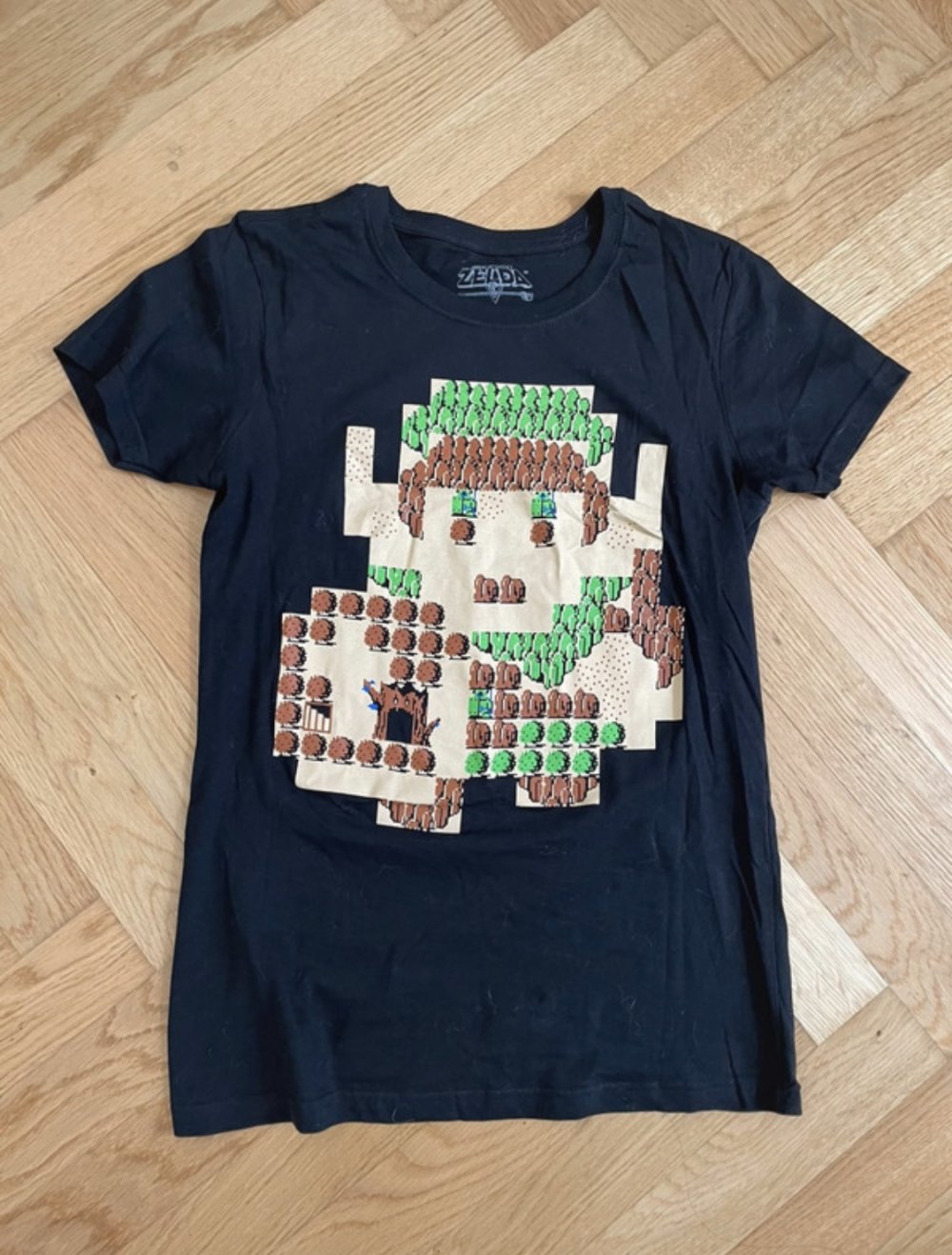 Zelda-Shirt aus einer Loot Crate, Gr. M