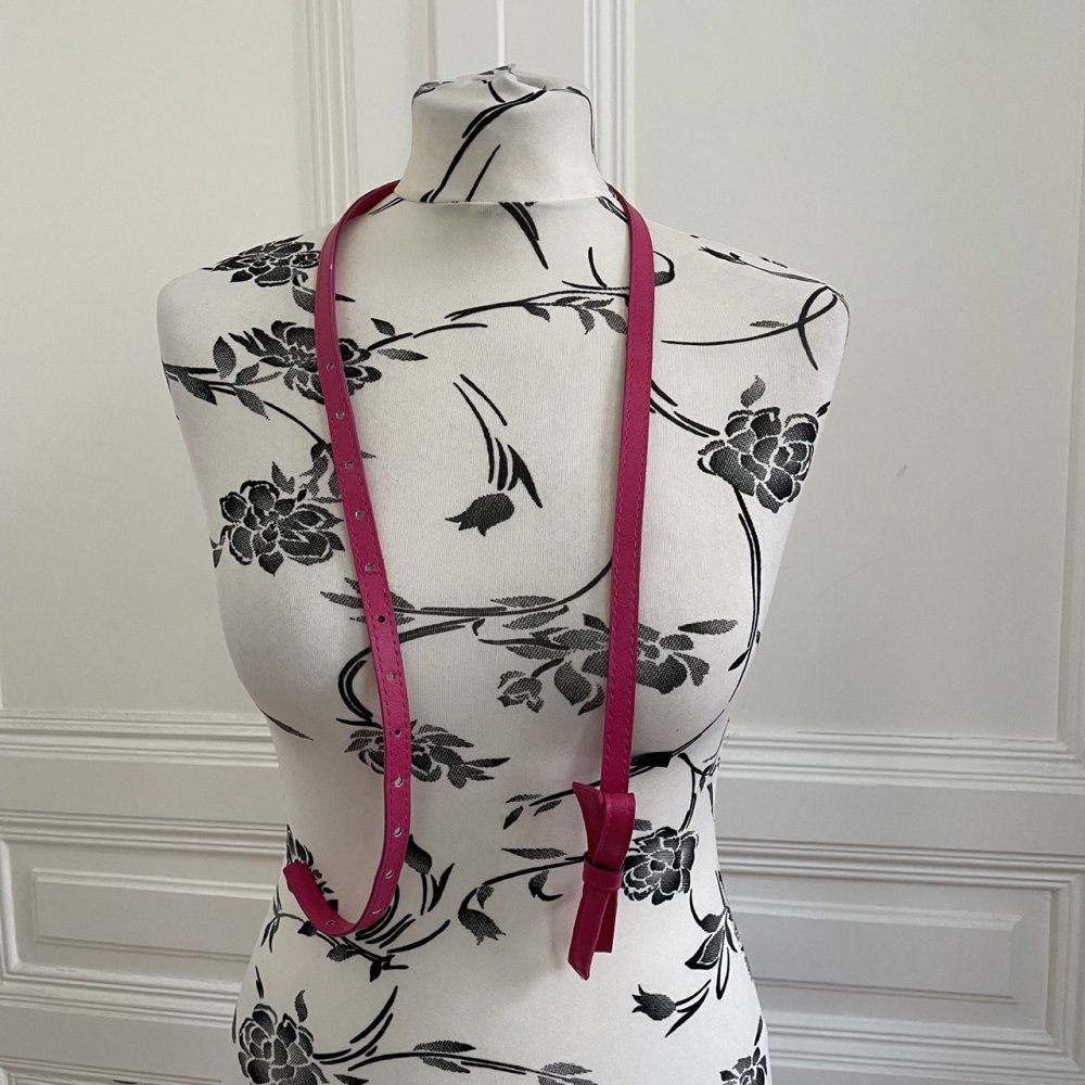 Pinker Gürtel mit Schleife