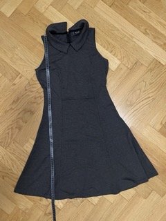 Kleid mit süßem Kragen von Vila, Gr. M