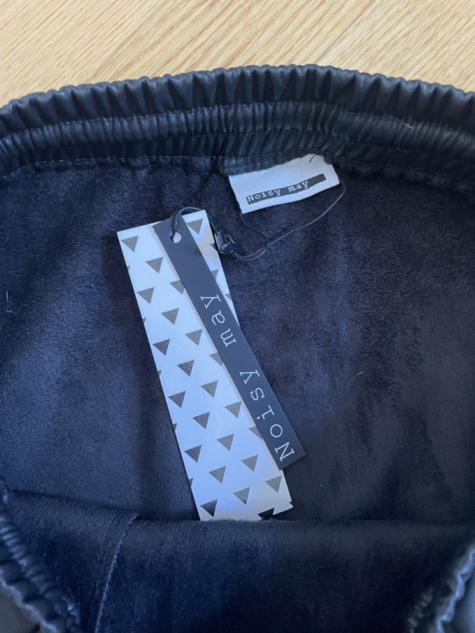 Midirock aus Kunstleder von Noisy May, Gr. M