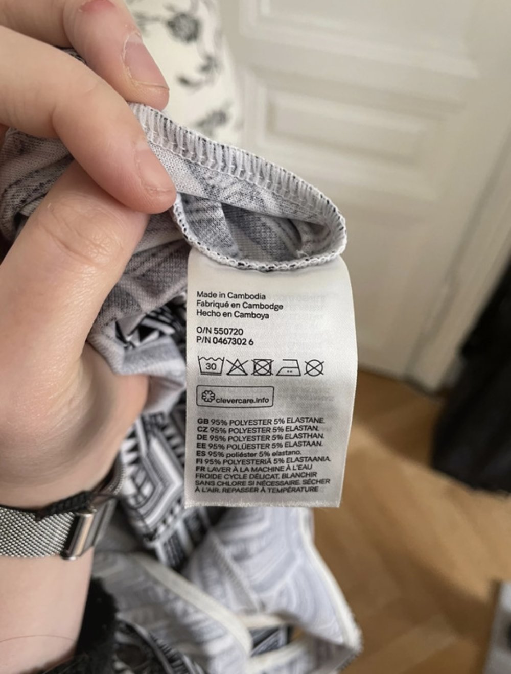 Gemustertes Skaterkleid von H&M, Gr. 38