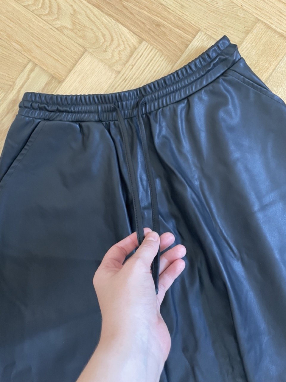 Midirock aus Kunstleder von Noisy May, Gr. M