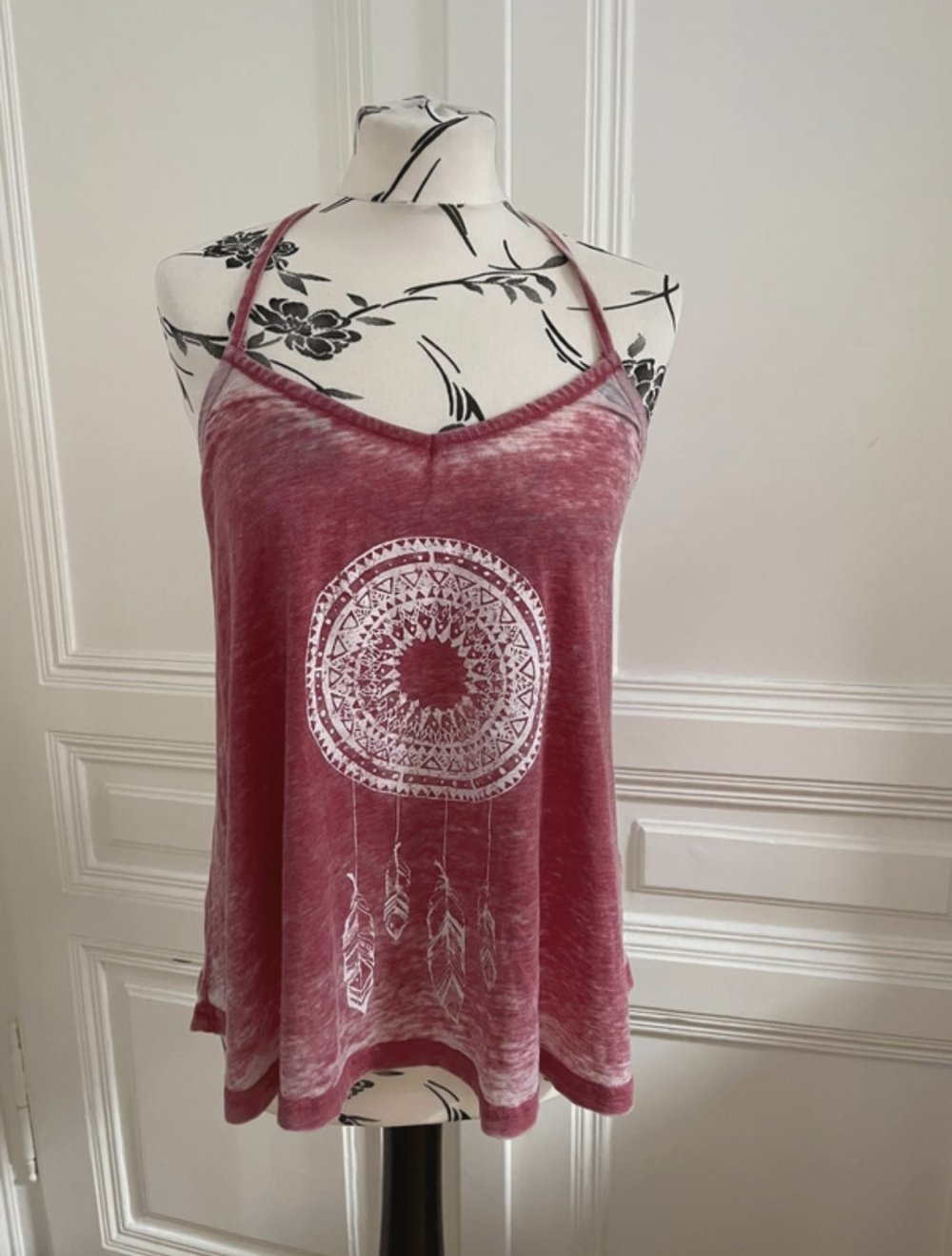 Luftiges Top mit Traumfänger / Dreamcatcher von ASOS, Gr. S