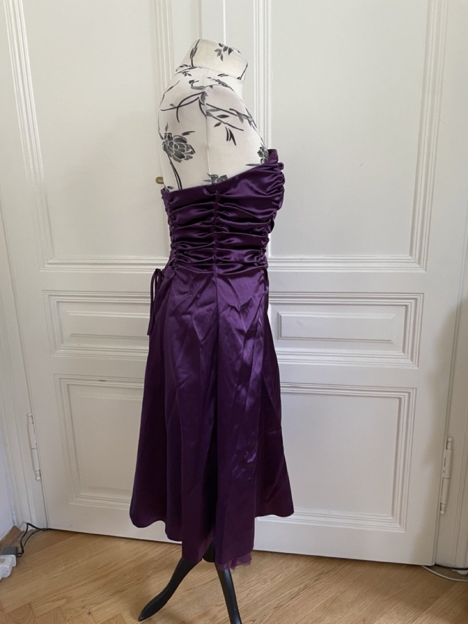 Lila Abendkleid mit Korsagenschnürung von Juhu & Christine, Gr. 36/38