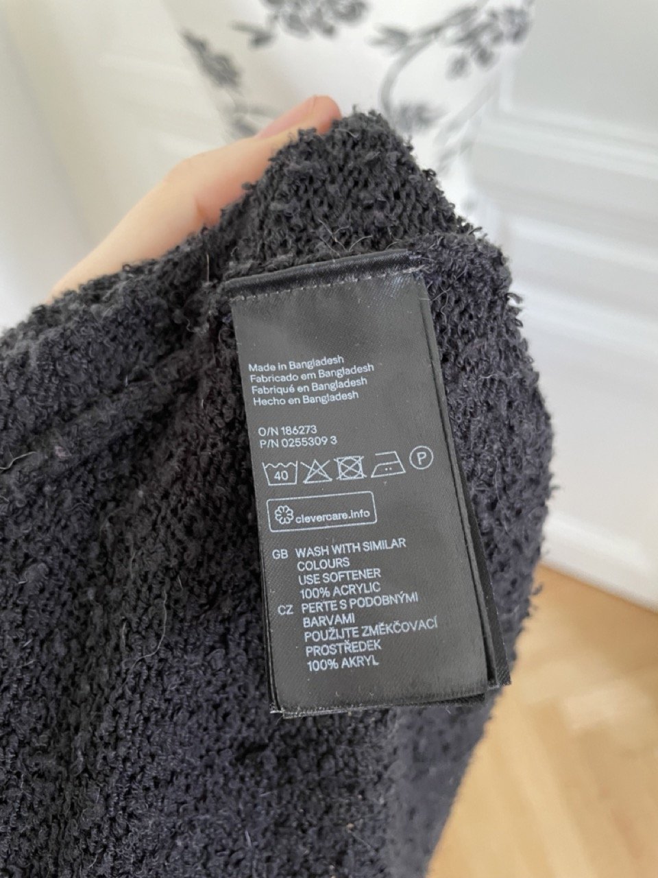 Strickjacke mit Kapuze von H&M, Gr. M