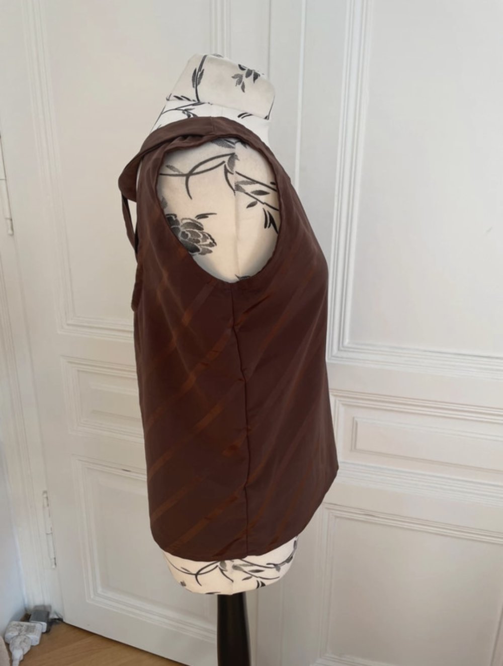 Selbstgenähtes Top mit überkreuzten Trägern