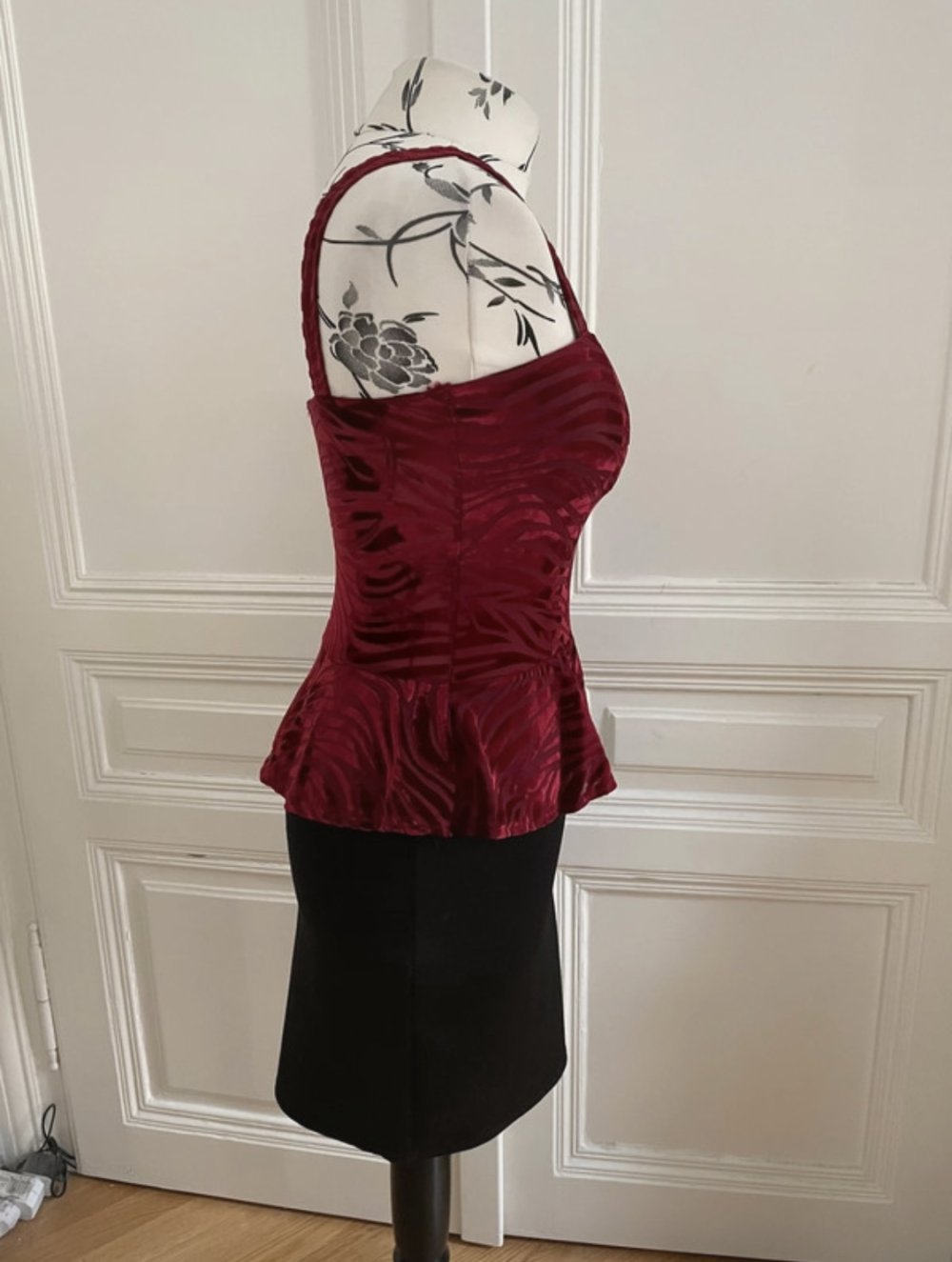 Schößchenkleid mit Samtoberteil, Gr. 36/38