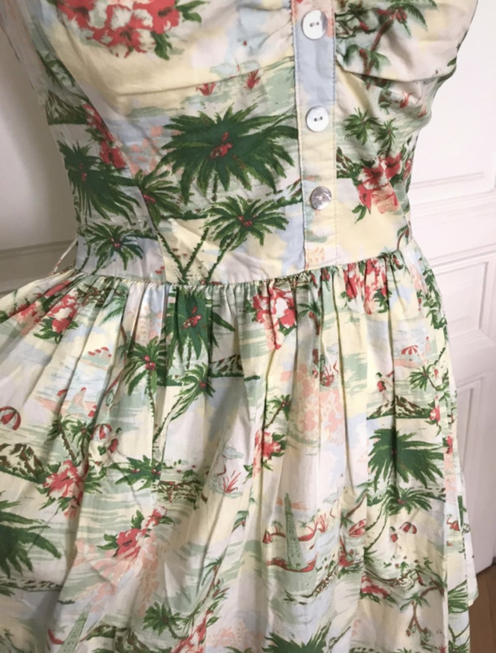 Süßes Sommerkleid mit Tropenmuster, leicht ausgestellt, von New Look, Gr. 36/38 (UK 10)