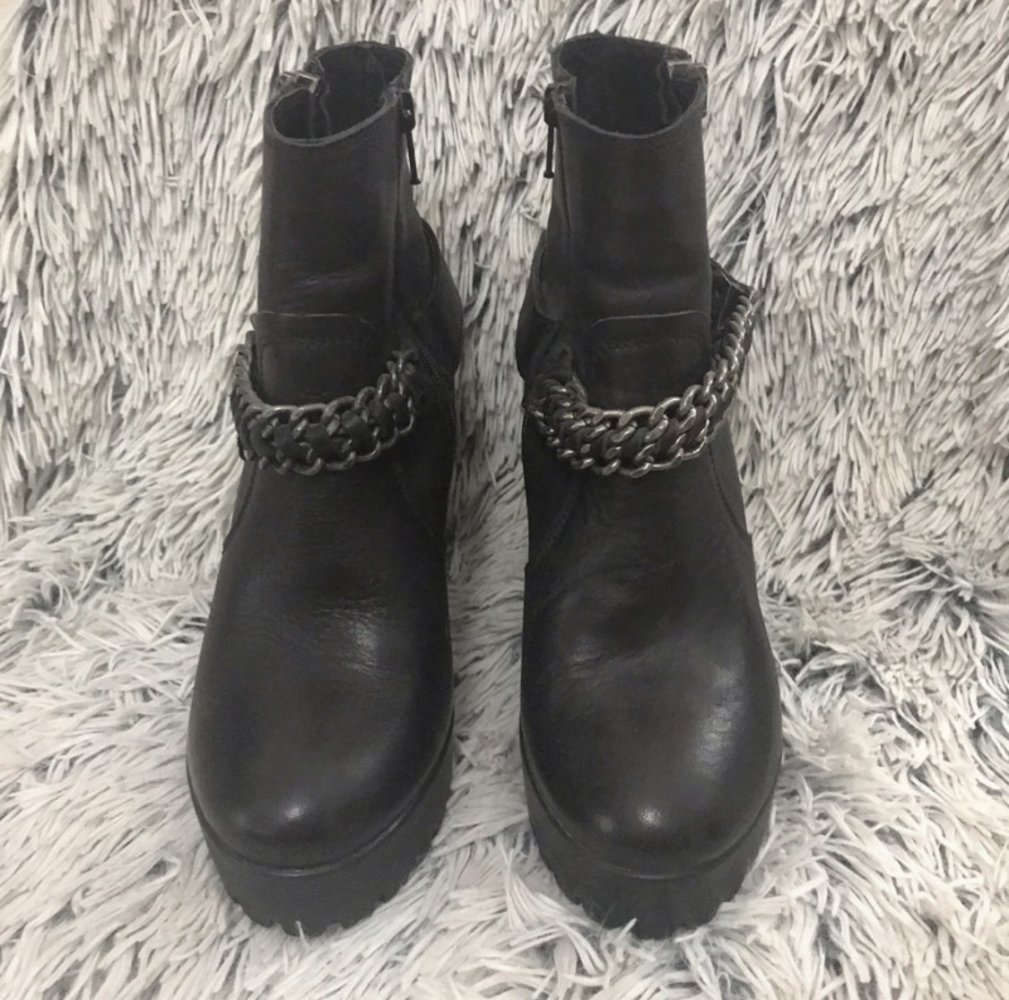 Stiefeletten/Ankle Boots von Bullboxer, Gr. 38