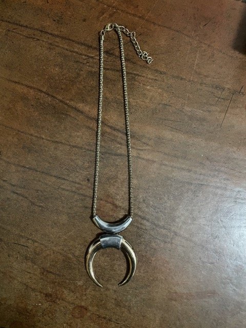 Mondkette in Gold und Silber