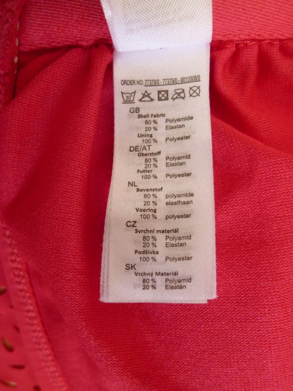 Pinkes Bikinioberteil, Größe 75C