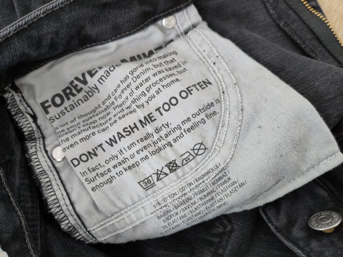 Schwarze lange Jeans, Größe 44