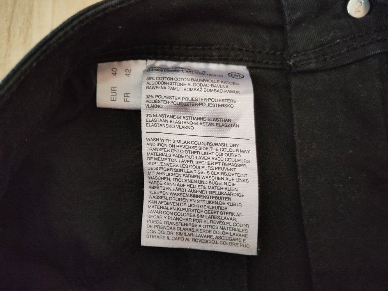 Schwarze lange Hose, Größe 40