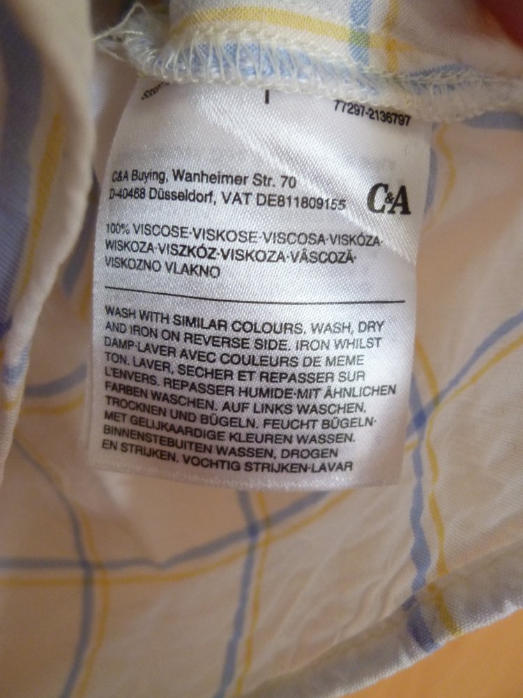 Kurze weiße karierte Bluse, Größe 42