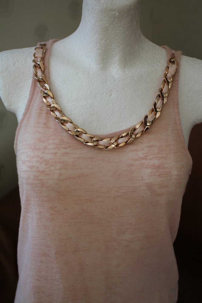 Neues Top mit Kette Gr.s