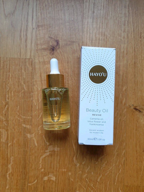 Hayo'u Beauty Oil Revive 30ml Camellia oil, Lotus flowers and frankincense Neupreis 33€