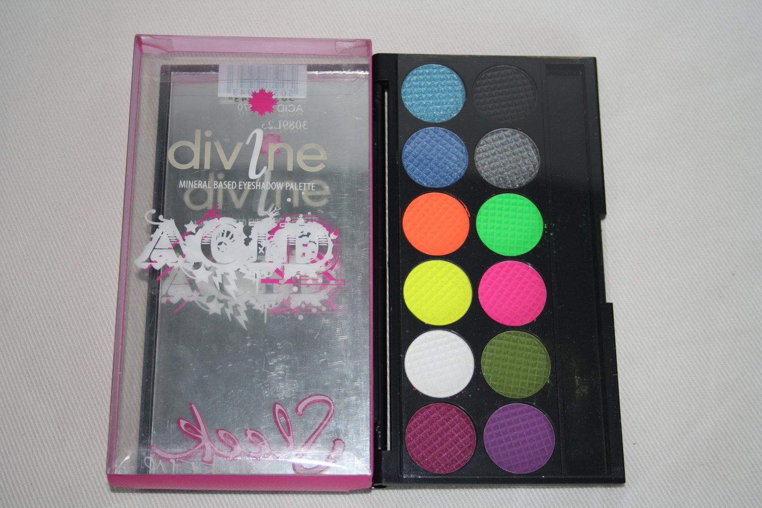 Sleek Lidschattenpalette ACID 570 Palette