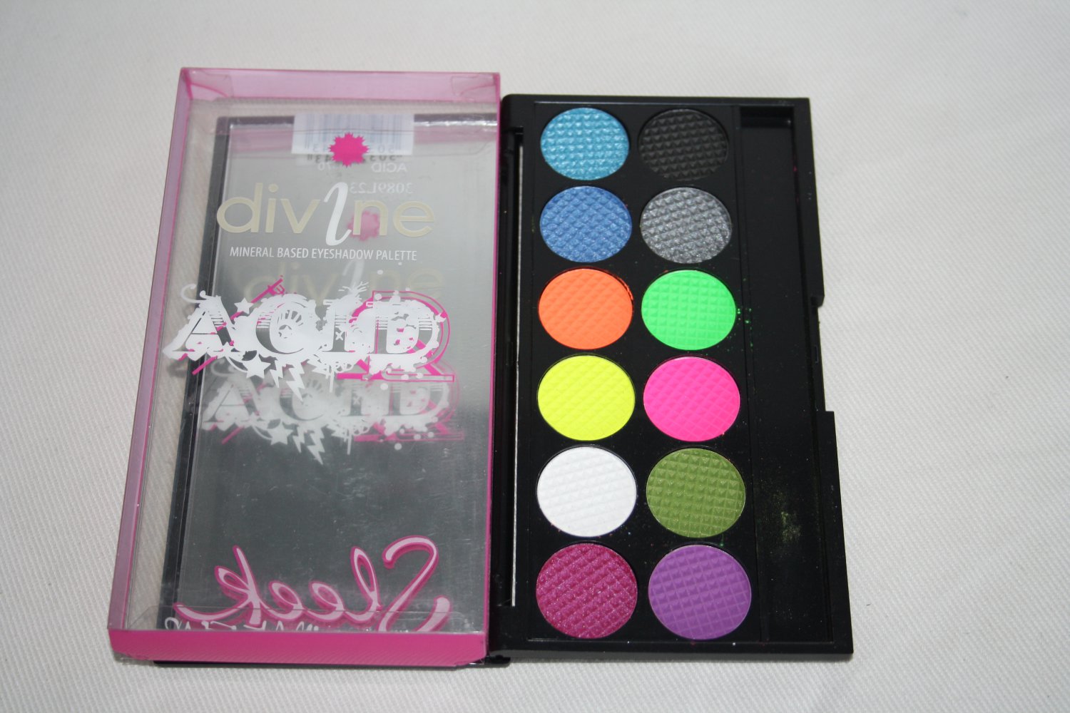 Sleek Lidschattenpalette ACID 570 Palette