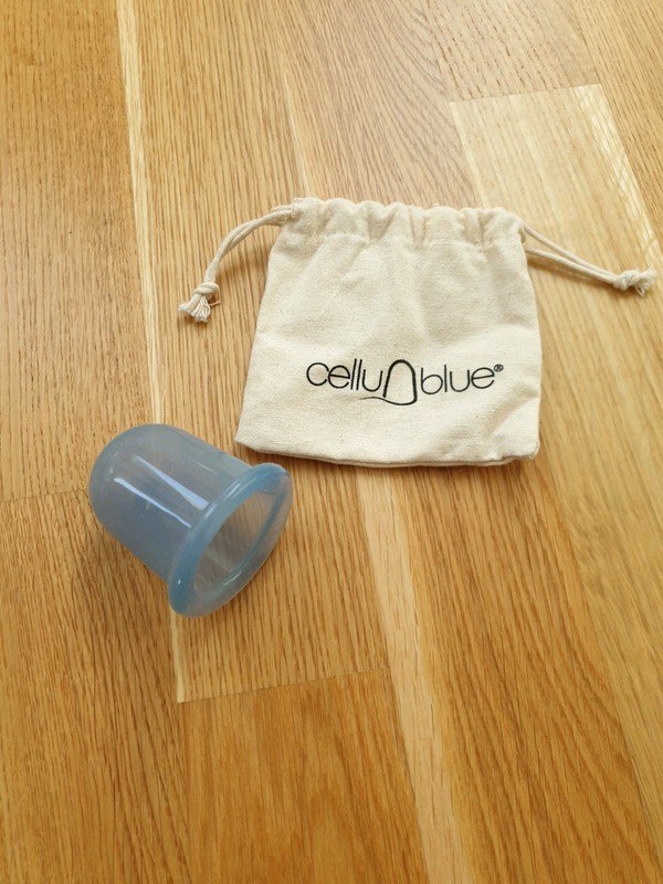 CelluBlue gegen Cellulite Unbenutzt, mit Stoffbeutel 