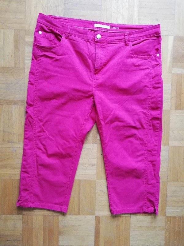 super schöne Capri in pink Gr.50/52 