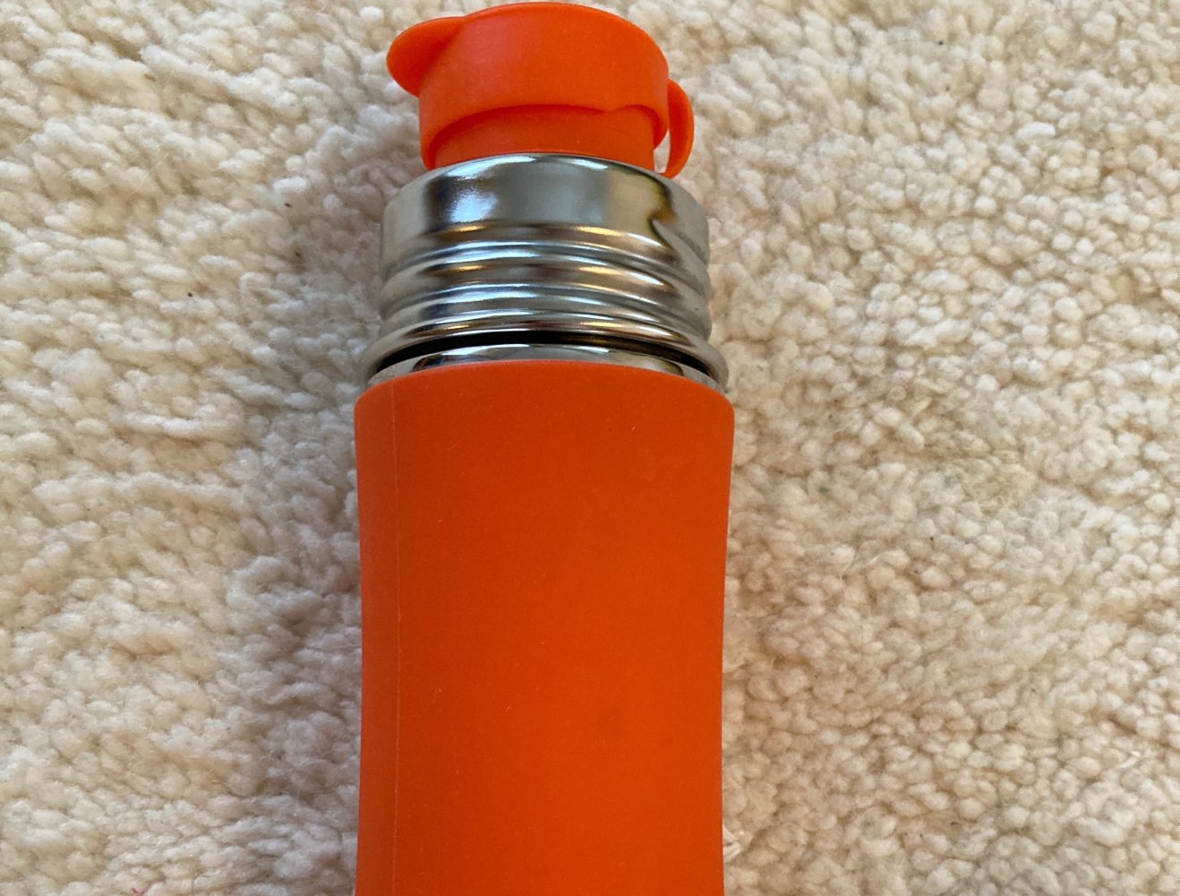 Pura Kiki Trinkflasche Edelstahl Silikon orange