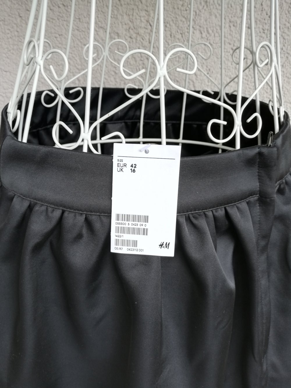 Neu! Super schöner schwarzer kurzer Rock von H&M