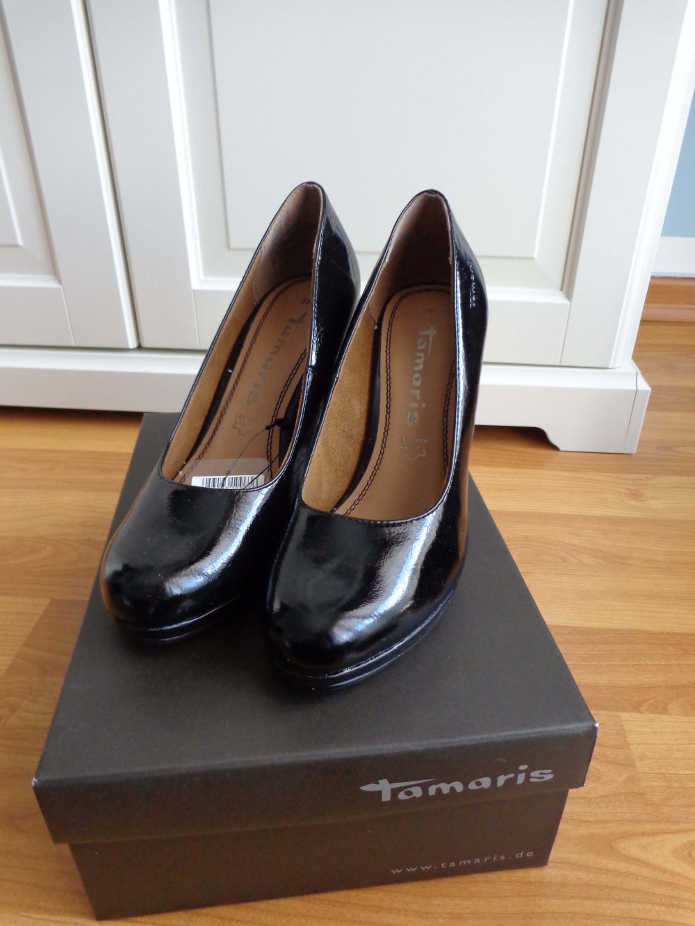 schwarze Pumps