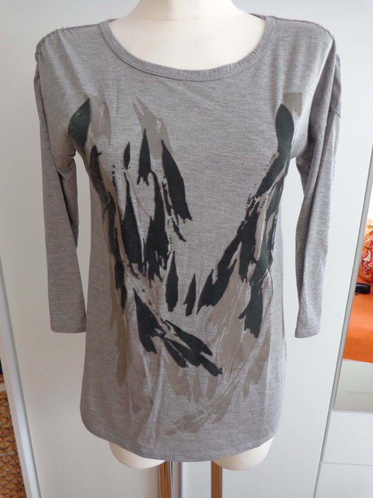 graues Shirt -NEU-