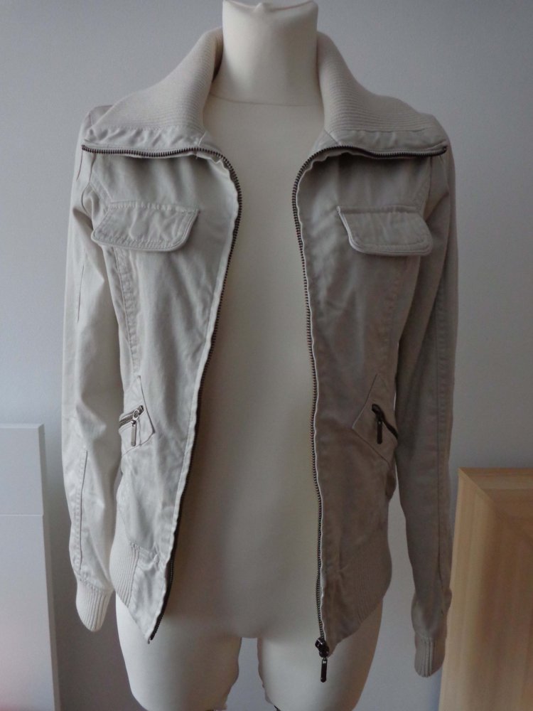 beige Jacke -NEU-