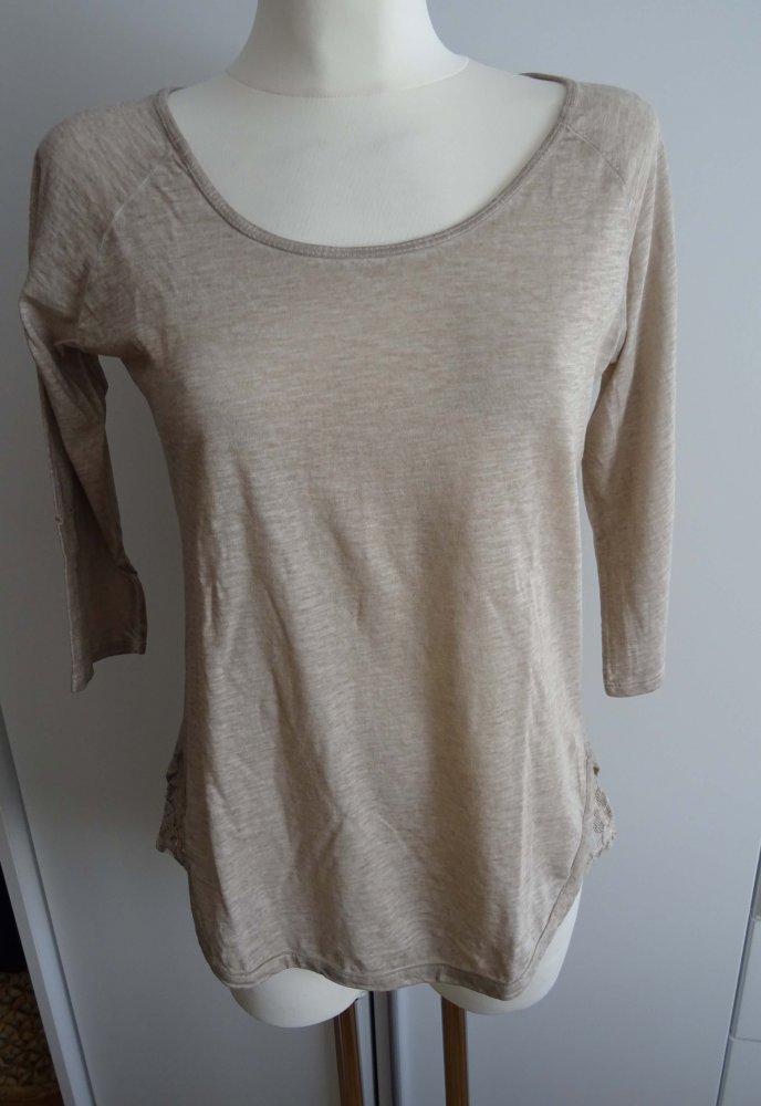 Shirt in beige mit Spitzeneinsatz -NEU-