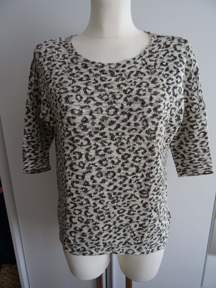 Pullover mit Leomuster