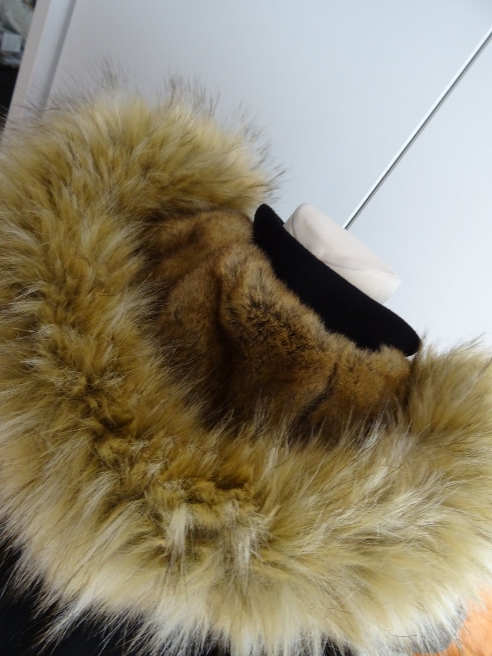 schwarzer Dufflecoat