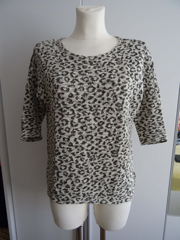 Pullover mit Leomuster