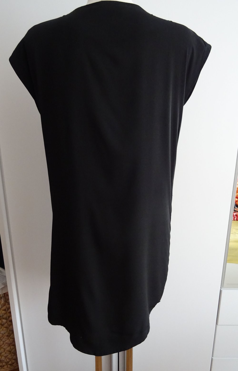 Kleid mit Pailletten