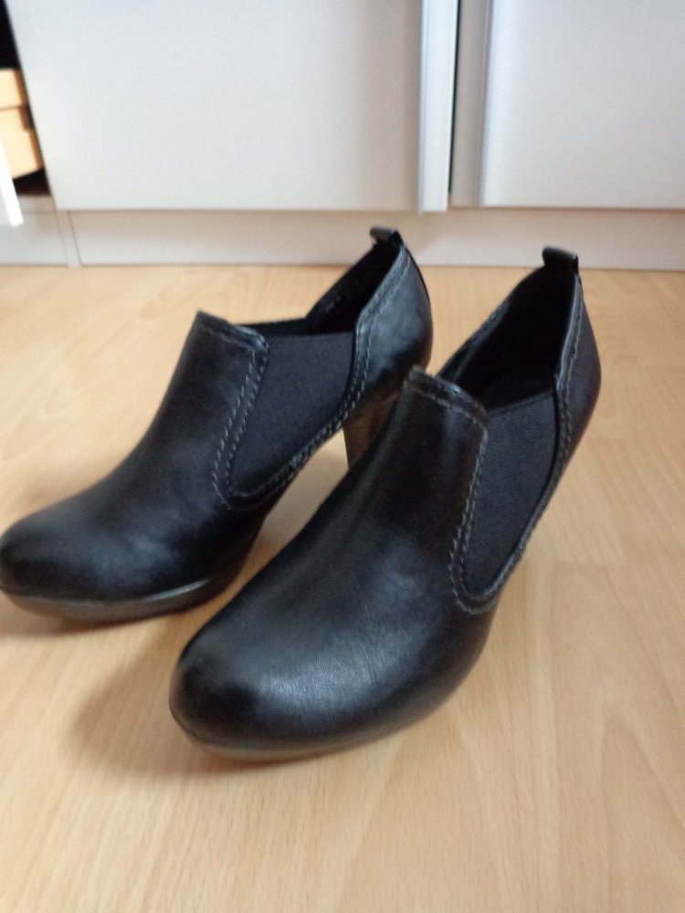 schwarze Ankle Boots