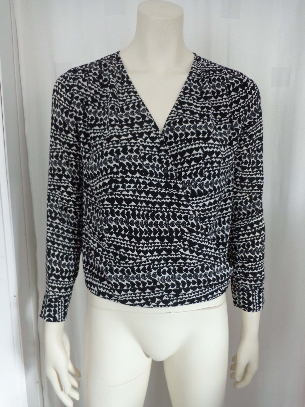 Bluse mit Herzmuster