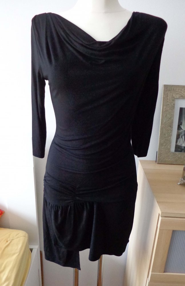 schwarzes Kleid -NEU-
